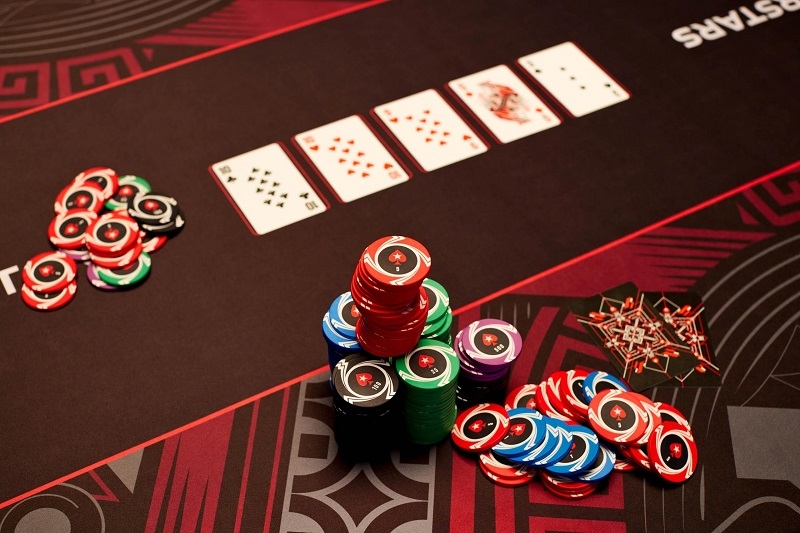 game bai poker 3 Người chơi có thể lựa chọn các hoạt động phù hợp trong ván đánh